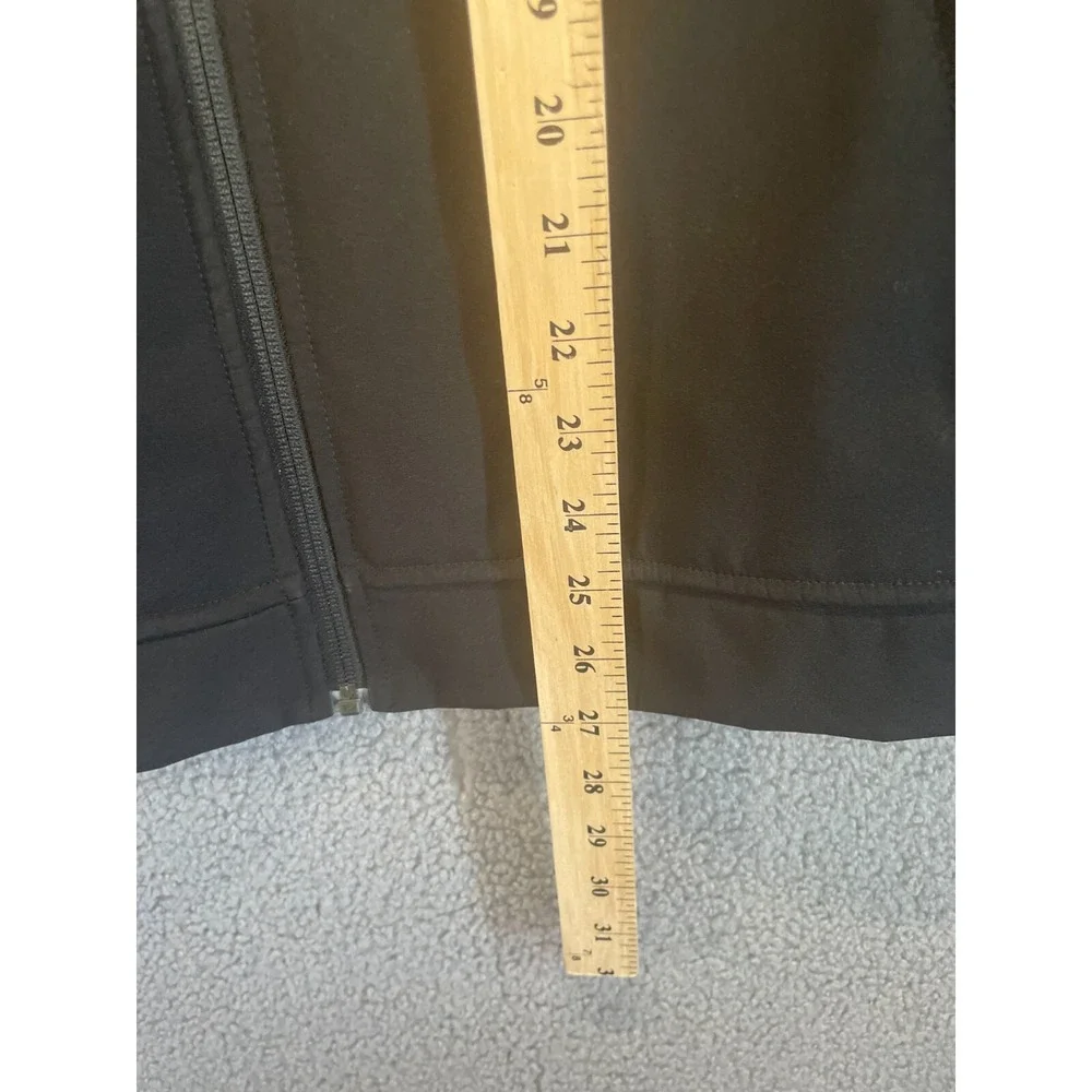 The North Face Jacket Mens  Large Black White Logo Hiking Outdoors Zip‎